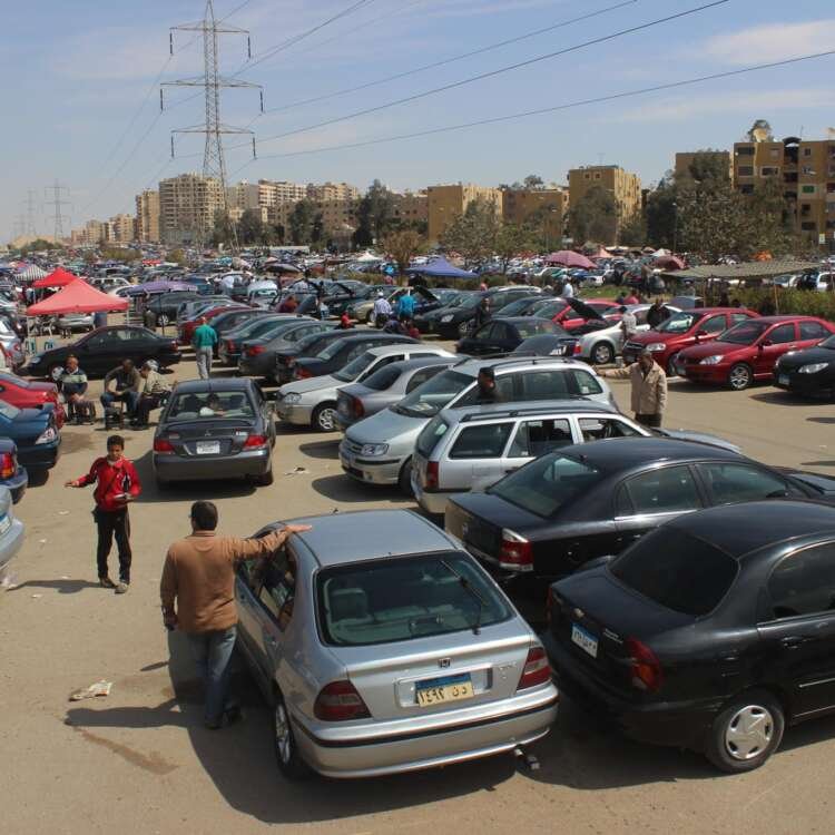 Old Car Market in Nasr City – Crowded Friday Auto Market in Cairo