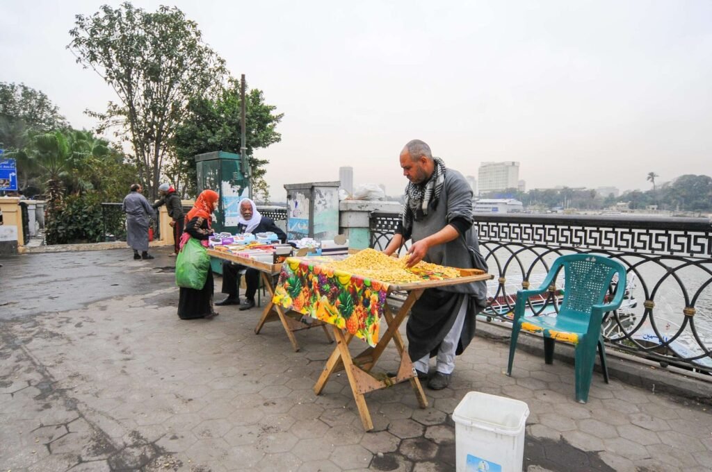 Termis Street Vendor, Kornish el Nil, Cairo