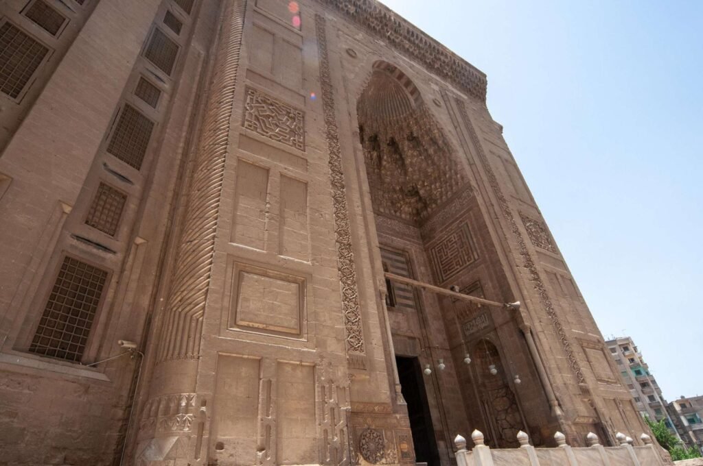 
									Sultan Hassan Mosque and Surroundings in Old Cairo