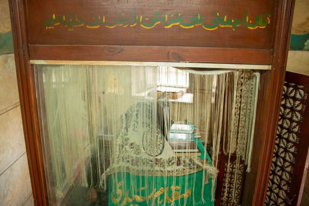 Maqam in Al-Ashraf Street – Cairo 2017