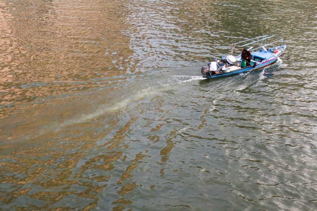 Boat on the River – Cairo Winter 2017