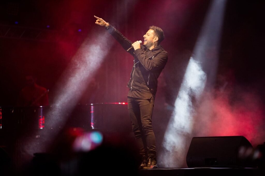 Mohamed Hamaki Performing on Stage